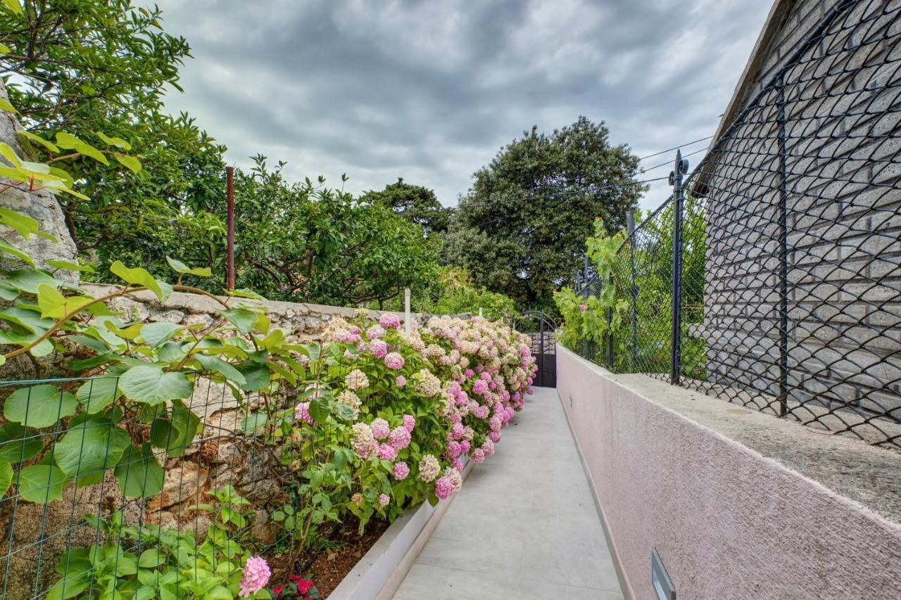 Apartments Ljubica Veli Lošinj 外观 照片